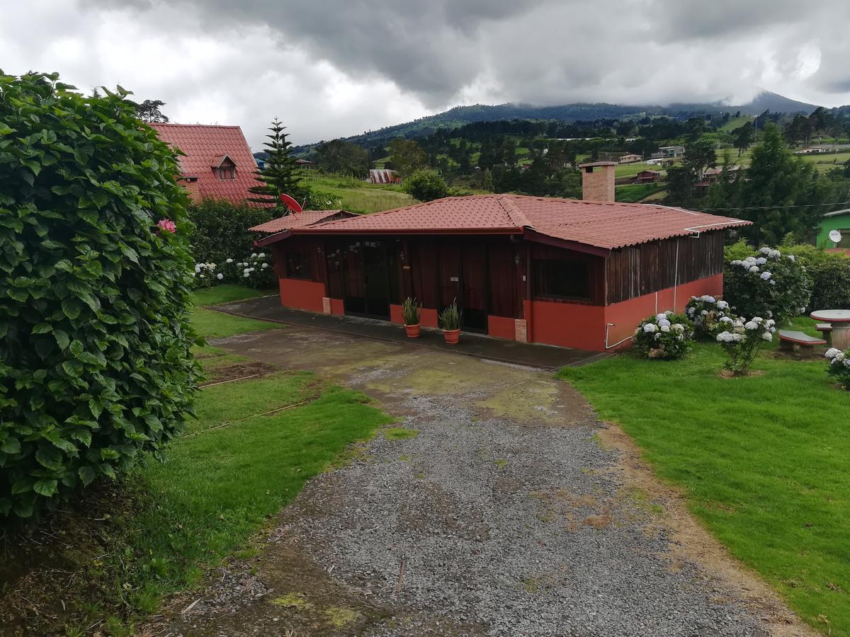Hotel Chalets Los Volcanes Fraijanes Екстер'єр фото